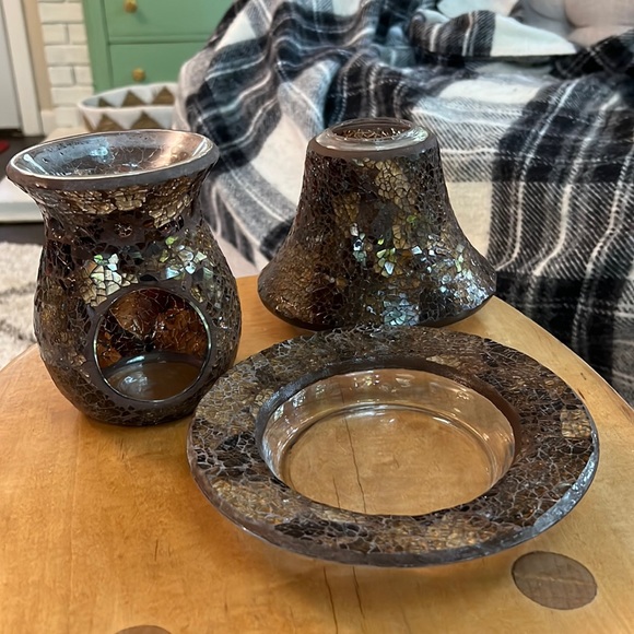 Yankee Candle Accents Yankee Candle Tart Warmer And Shade And Plate